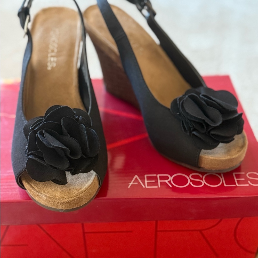 AEROSOLES Black Wedges with Floral Accent